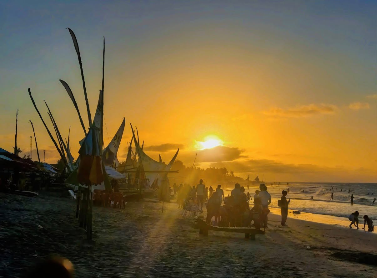 Jangadas à la voile au large de Pontal de Maceió